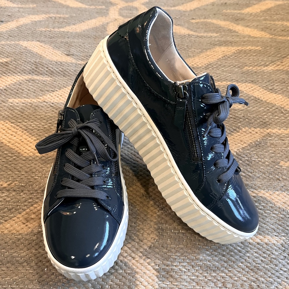 Gabor Navy Patent Leather Dolly Sneakers Sz 7.5
